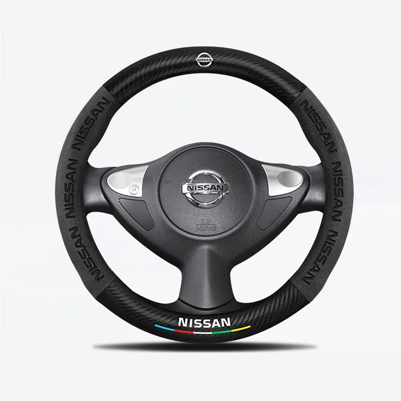 Car steering wheel cover in carbon fiber suede style suitable for Nissan
