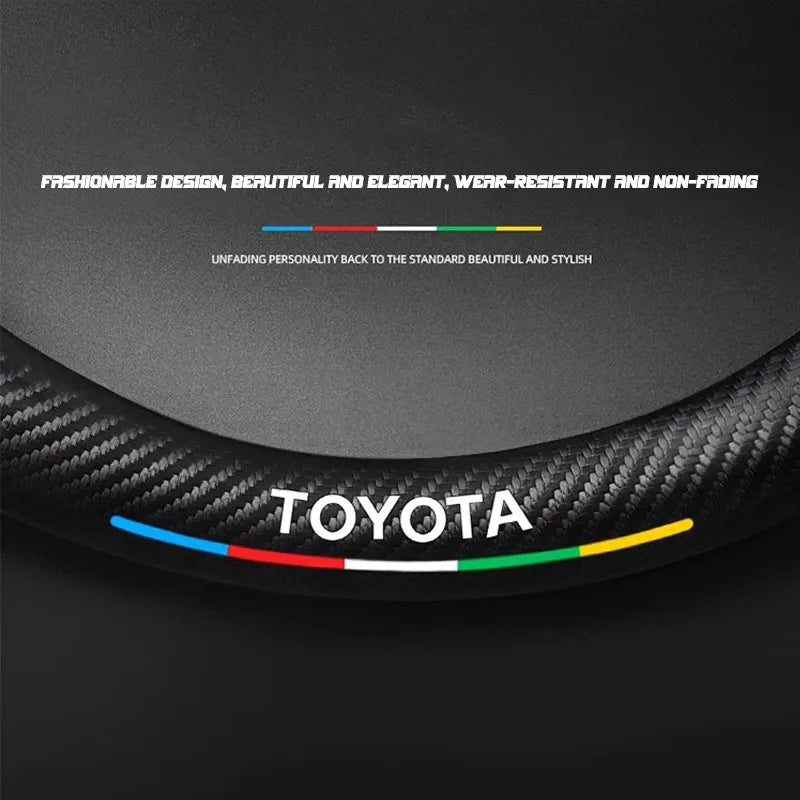 Car steering wheel cover in carbon fiber suede style suitable for Toyota